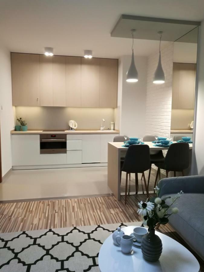 Apartament Mini Lägenhet Lublin Exteriör bild