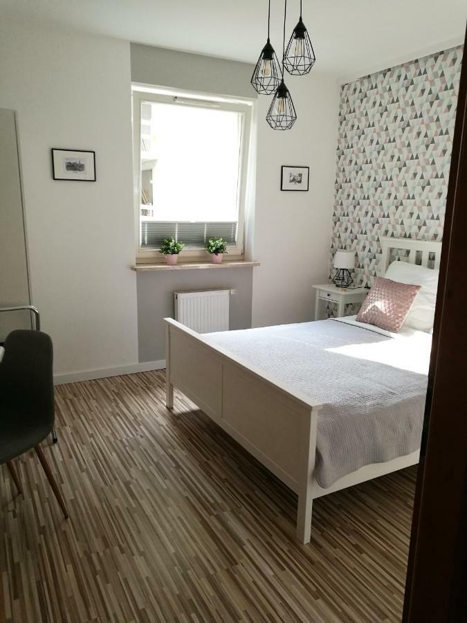 Apartament Mini Lägenhet Lublin Exteriör bild